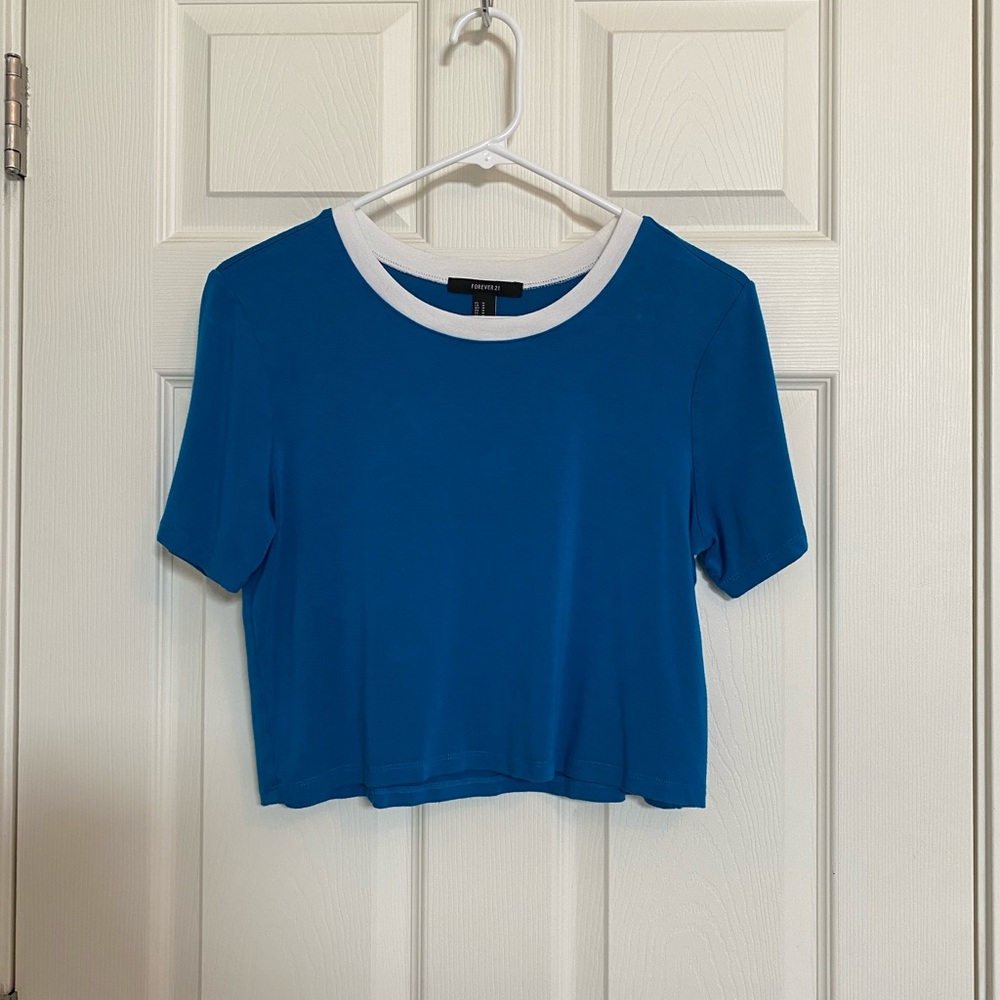 Forever 21 Cropped Tee!!